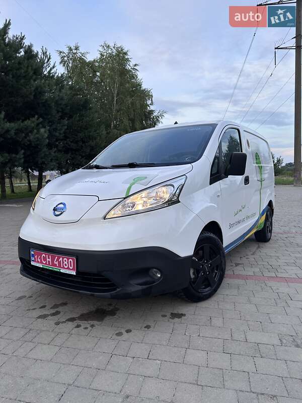 Nissan e-NV200 2017