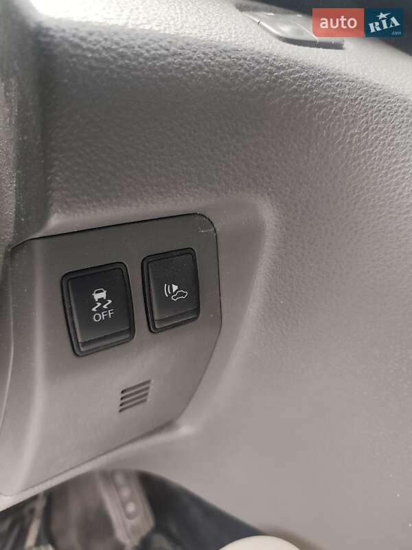 Грузовой фургон Nissan e-NV200 2018 в Луцке