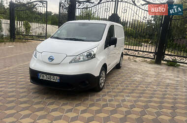 Вантажний фургон Nissan e-NV200 2019 в Києві