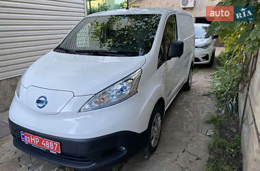 Вантажний фургон Nissan e-NV200 2019 в Києві