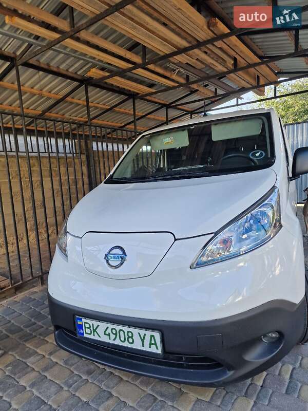 Nissan e-NV200 2018 Nissan e-NV200 2018