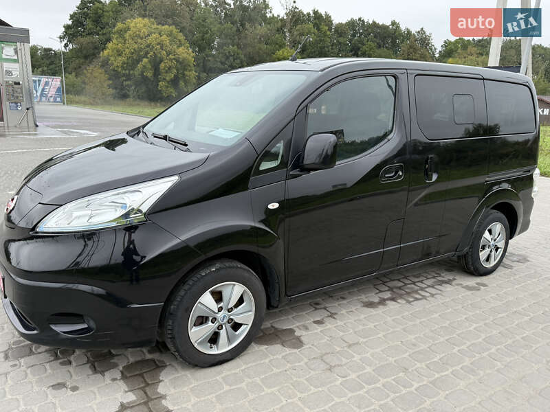 Nissan e-NV200 2016