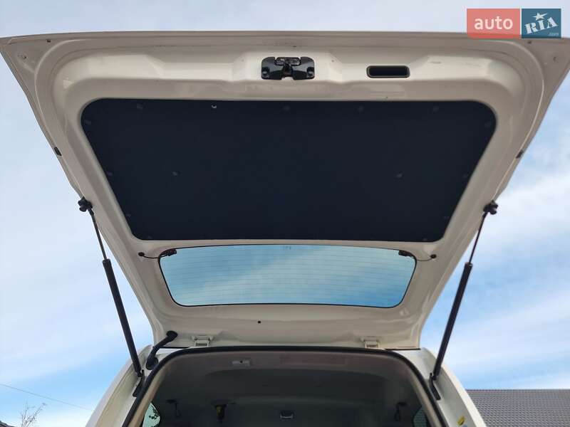 Мінівен Nissan e-NV200 2019 в Радивиліві