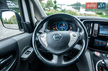 Грузовой фургон Nissan e-NV200 2018 в 