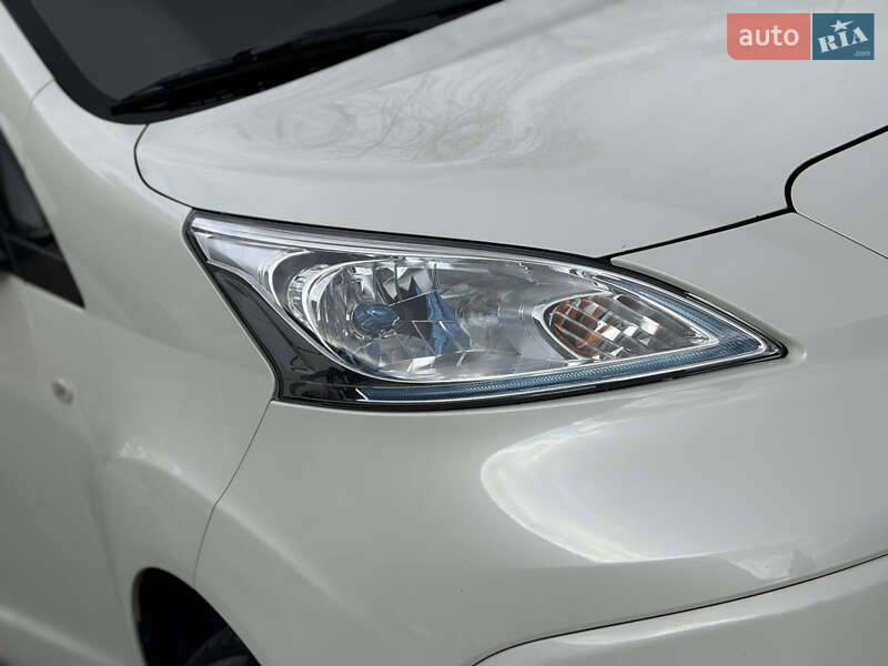 Мінівен Nissan e-NV200 2014 в Дрогобичі