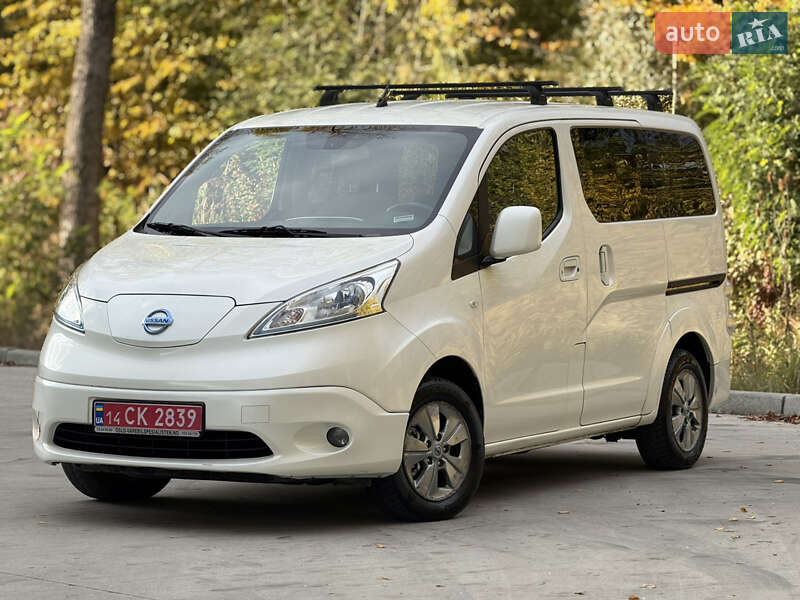 Мінівен Nissan e-NV200 2014 в Дрогобичі