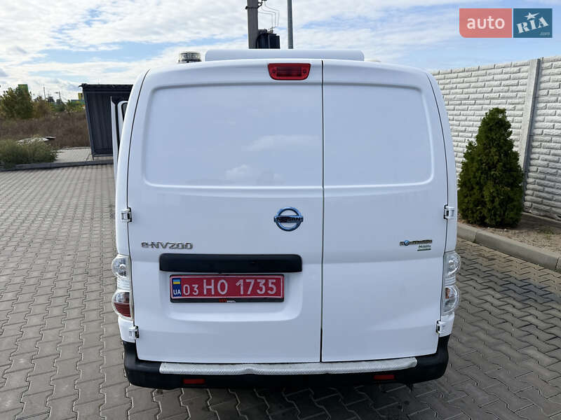 Вантажний фургон Nissan e-NV200 2015 в Дніпрі фото 14 Вантажний фургон Nissan e-NV200 2015 в Дніпрі