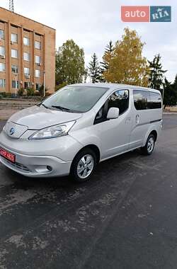 Мінівен Nissan e-NV200 2018 в Семенівці