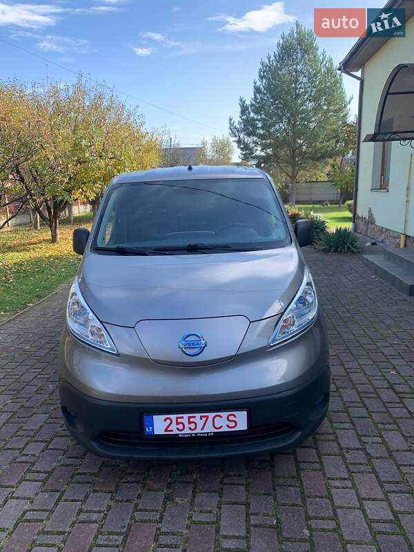 Мікроавтобус вантажний (до 3,5т) Nissan e-NV200 2019 в Івано-Франківську