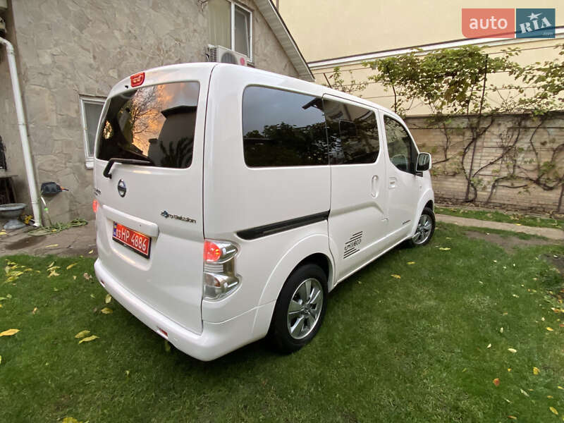 Минивэн Nissan e-NV200 2020 в Киеве фото 4 Минивэн Nissan e-NV200 2020 в Киеве