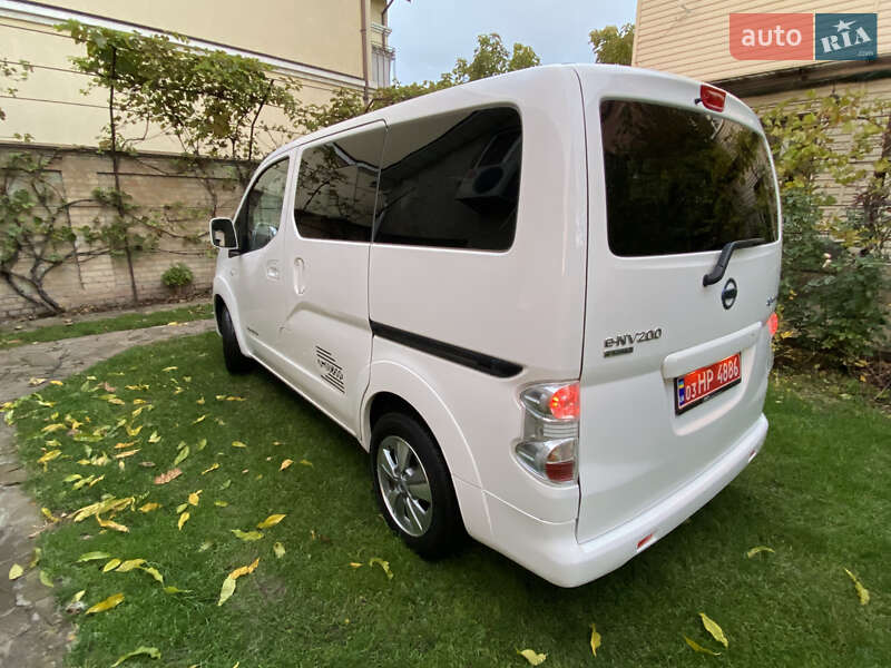 Минивэн Nissan e-NV200 2020 в Киеве фото 6 Минивэн Nissan e-NV200 2020 в Киеве