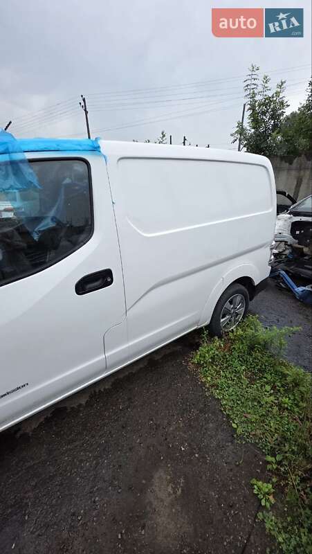 Грузовой фургон Nissan e-NV200 2016 в Львове фото 6 Грузовой фургон Nissan e-NV200 2016 в Львове