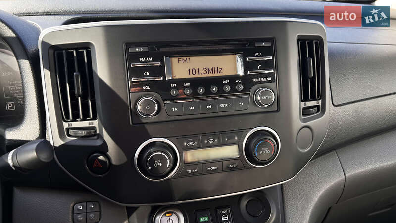 Грузовой фургон Nissan e-NV200 2018 в Львове