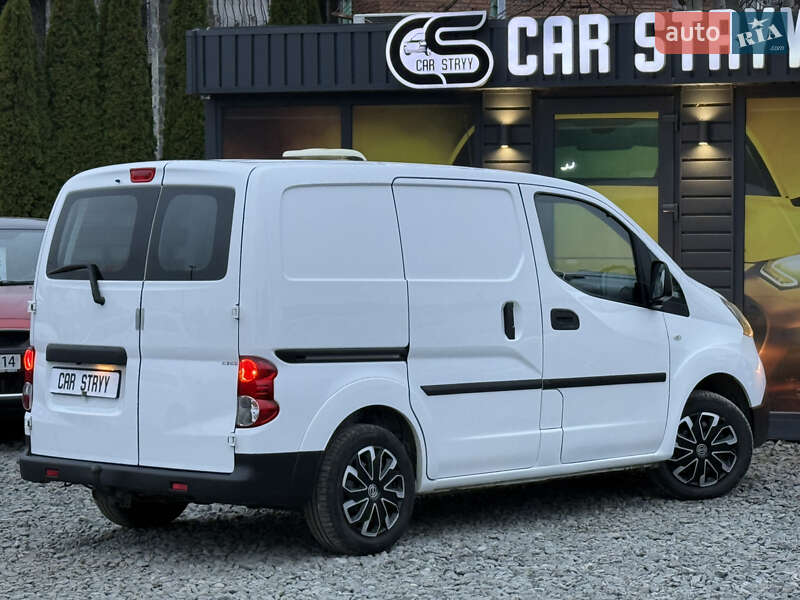 Вантажний фургон Nissan e-NV200 2019 в Стрию