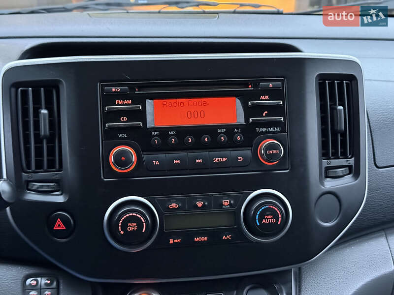 Вантажний фургон Nissan e-NV200 2019 в Стрию