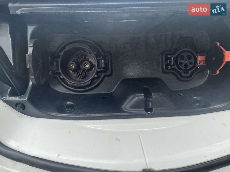 Грузопассажирский фургон Nissan e-NV200 2019 в Киеве