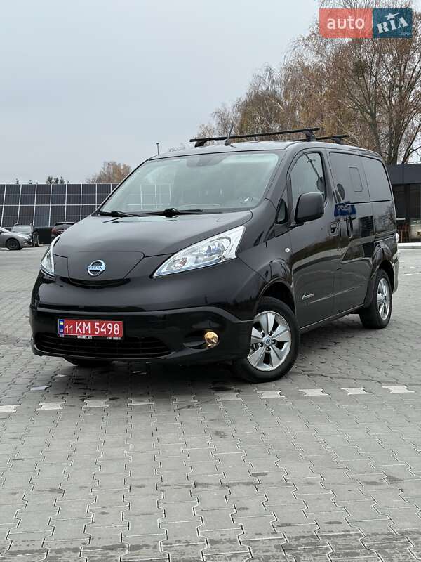 Nissan e-NV200 2016