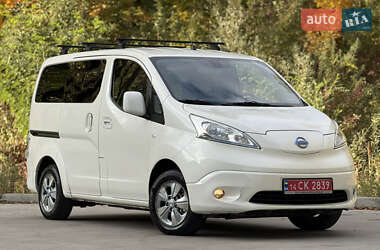 Минивэн Nissan e-NV200 2014 в Львове