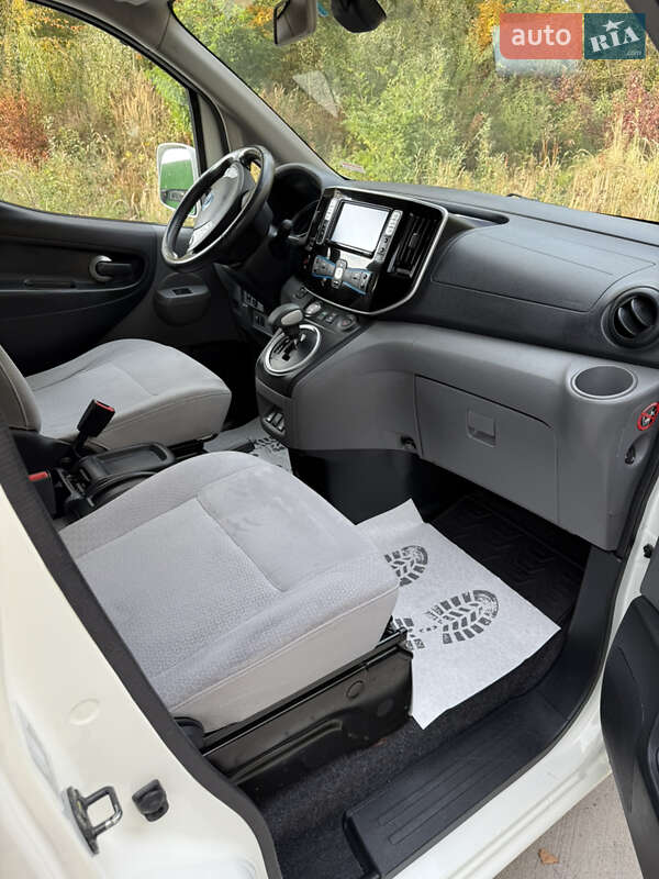 Минивэн Nissan e-NV200 2014 в Дрогобыче фото 32 Минивэн Nissan e-NV200 2014 в Дрогобыче