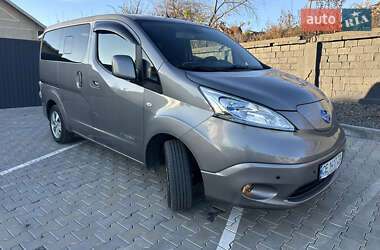Мінівен Nissan e-NV200 2018 в Чернівцях