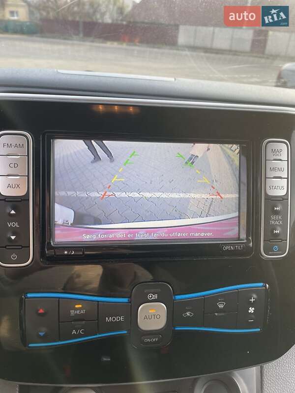 Грузовой фургон Nissan e-NV200 2015 в Киеве