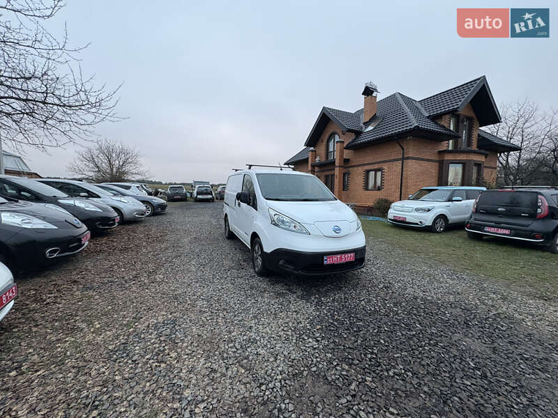 Грузовой фургон Nissan e-NV200 2015 в Луцке фото 10 Грузовой фургон Nissan e-NV200 2015 в Луцке
