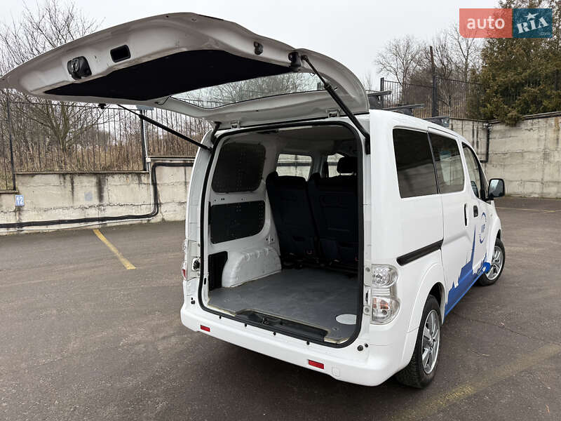 Минивэн Nissan e-NV200 2020 в Ровно