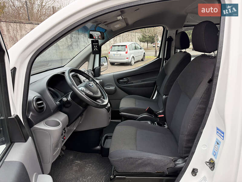 Минивэн Nissan e-NV200 2020 в Ровно
