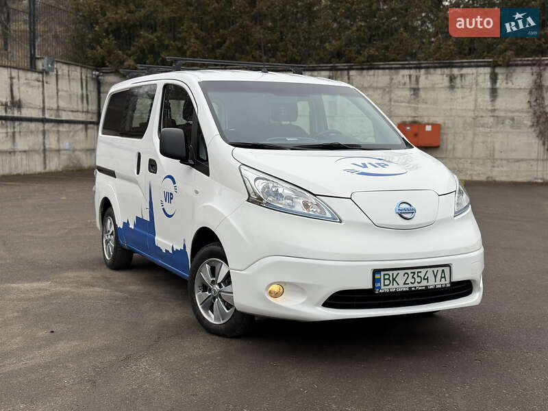 Минивэн Nissan e-NV200 2020 в Ровно