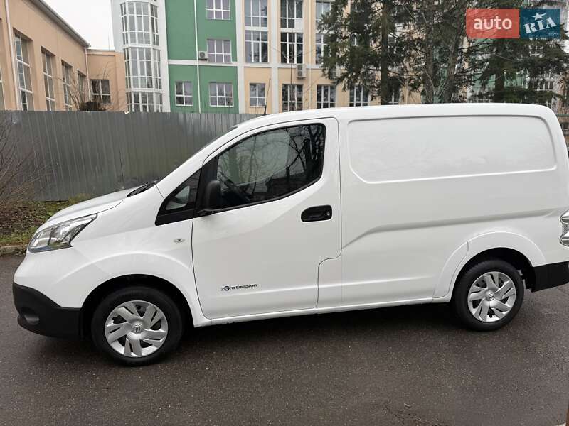 Грузовой фургон Nissan e-NV200 2021 в Виннице