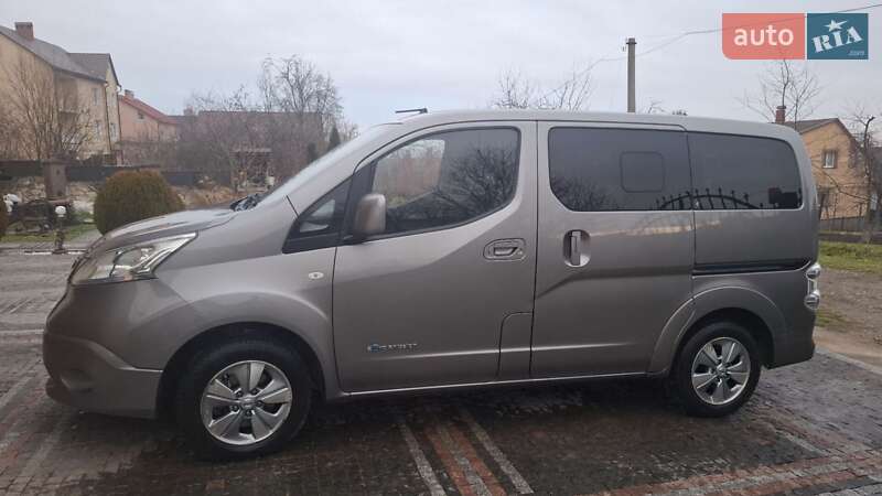 Nissan e-NV200 2015 Nissan e-NV200 2015