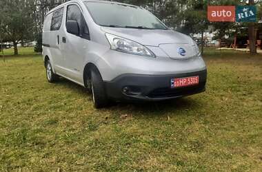 Грузовой фургон Nissan e-NV200 2017 в Николаеве