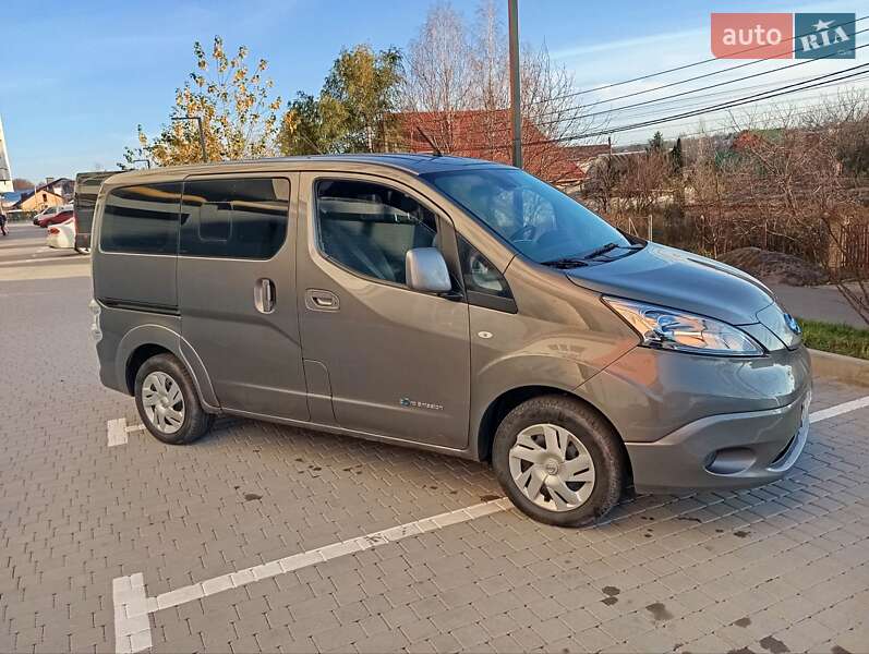 Nissan e-NV200 2017 Nissan e-NV200 2017