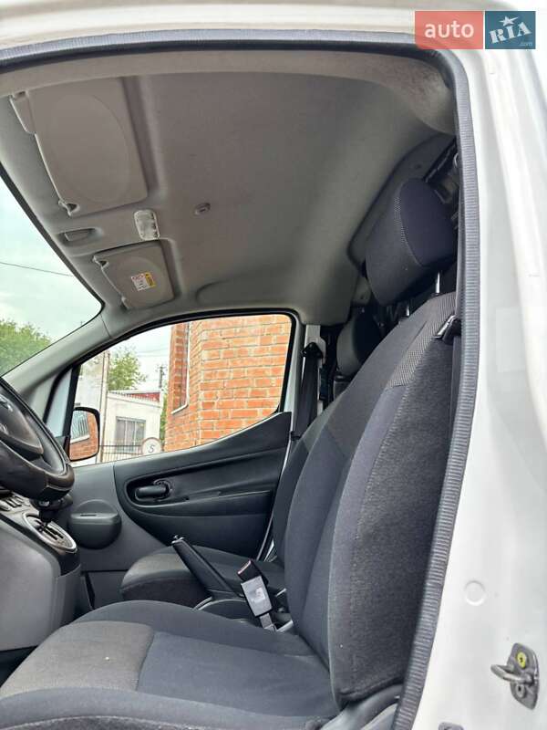 Вантажний фургон Nissan e-NV200 2019 в Полтаві