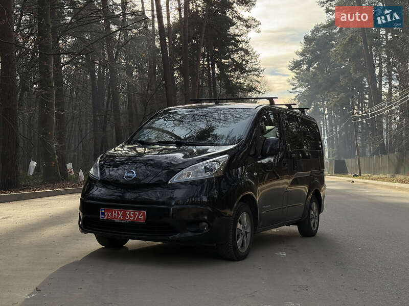 Мінівен Nissan e-NV200 2017 в Львові