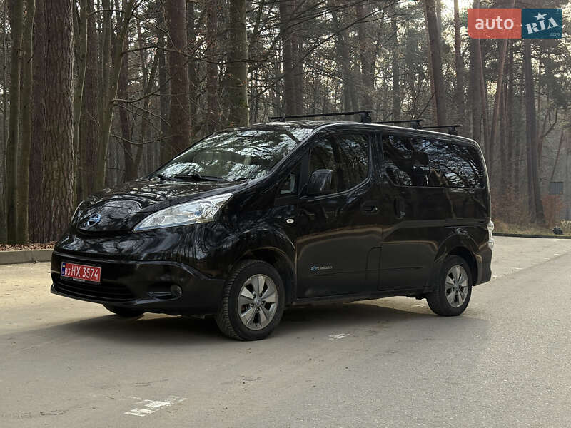 Мінівен Nissan e-NV200 2017 в Львові