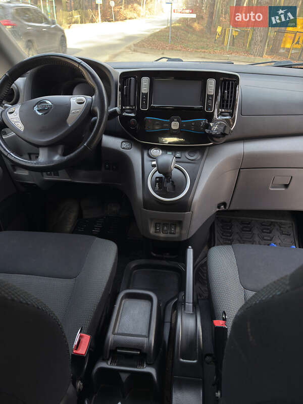 Мінівен Nissan e-NV200 2017 в Львові