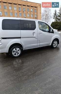 Мінівен Nissan e-NV200 2018 в Семенівці
