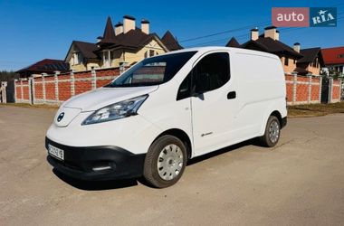 Вантажний фургон Nissan e-NV200 2014 в Києві