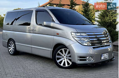 Минивэн Nissan Elgrand 2003 в Кривом Роге