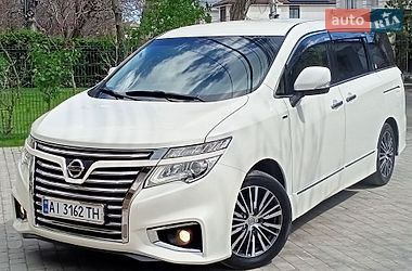 Минивэн Nissan Elgrand 2014 в Одессе