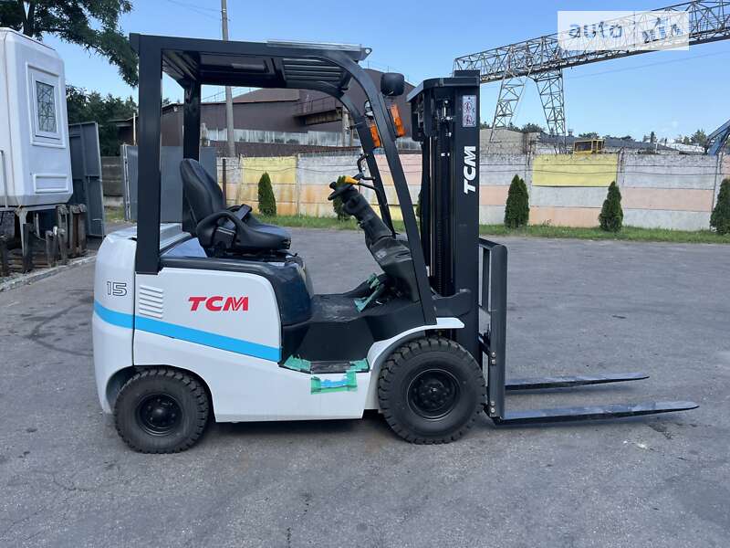 Вилочний навантажувач Nissan FG 2022 в Києві