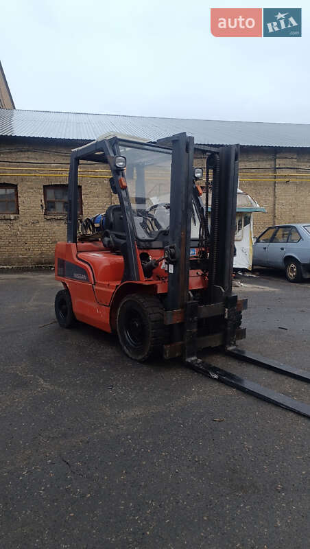 Nissan FG 2008
