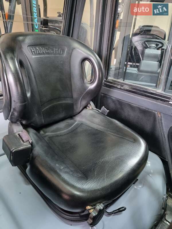 Вилочний навантажувач Nissan FG 2007 в Вінниці