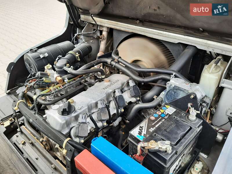 Вилочний навантажувач Nissan FG 2006 в Тернополі