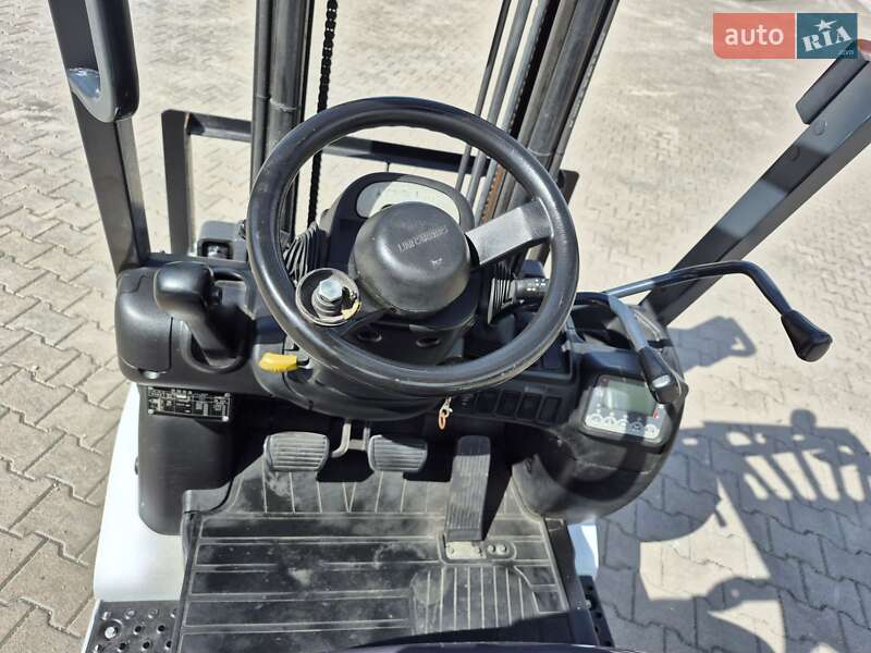 Вилочний навантажувач Nissan FG 2016 в Тернополі