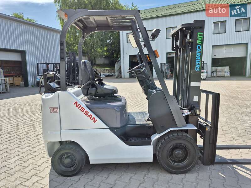 Вилочний навантажувач Nissan FG 2016 в Тернополі