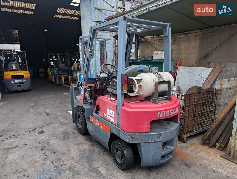 Вилочный погрузчик Nissan FG 2000 в Чернигове фото 3 Вилочный погрузчик Nissan FG 2000 в Чернигове