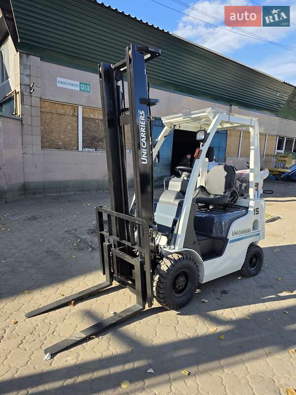 Вилочний навантажувач Nissan FG 2014 в Одесі