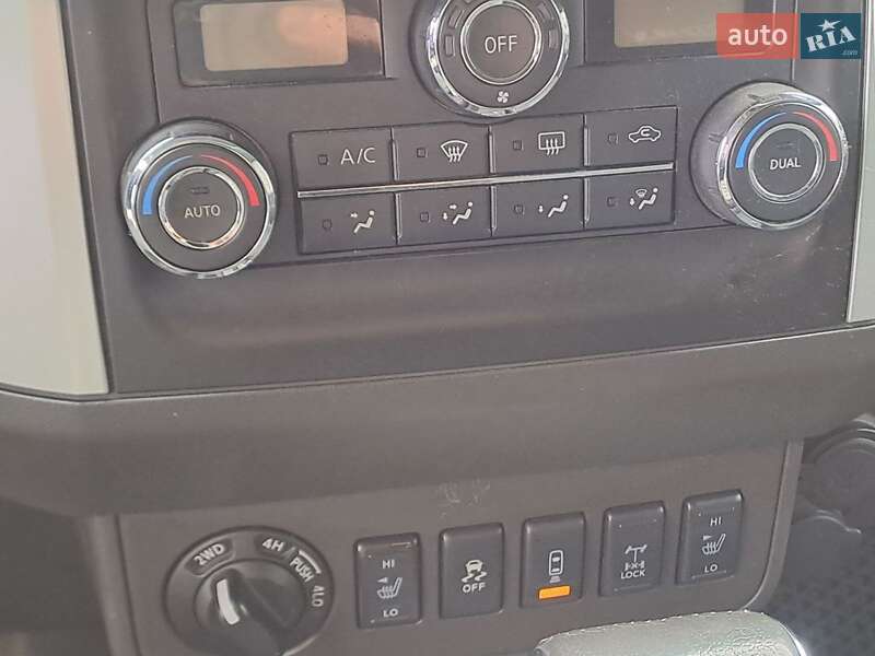 Пикап Nissan Frontier 2014 в Одессе